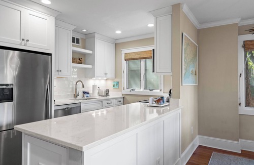 West Beach Village Condo | 1309 Fairway Oaks: Near Beach with 3BR, Golf Views, Beach Gear/Bike Credit