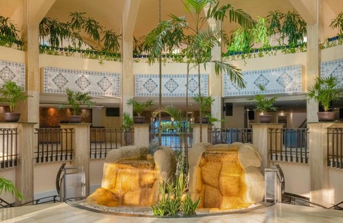Costera Acapulco Resort | 133 m² Resort ∙ 127 guests