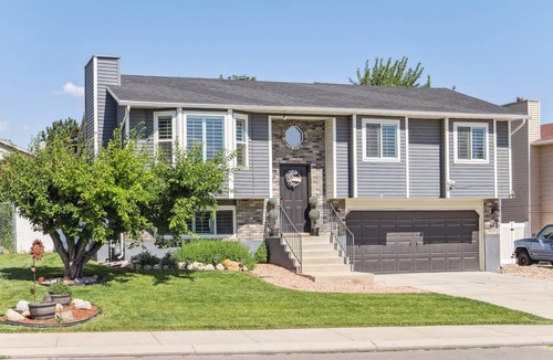 West Jordan House | 134 m² House ∙ 4 bedrooms ∙ 6 guests