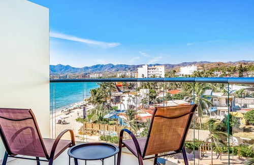 Bucerias Condo | 143 m² Condo ∙ 3 bedrooms ∙ 6 guests