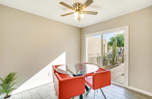 Paradise Valley Village House | 16 Mi to Dtwn Phoenix Home with Patio and Fireplace!