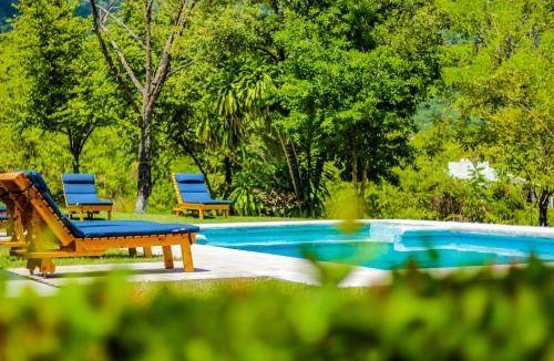 Aquismon House | 1600 m² Motel ∙ 5 bedrooms ∙ 16 guests