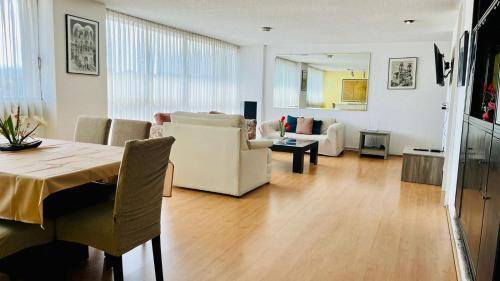 San Miguel Chapultepec Apartment | 170 m² Apartment ∙ 2 bedrooms ∙ 5 guests