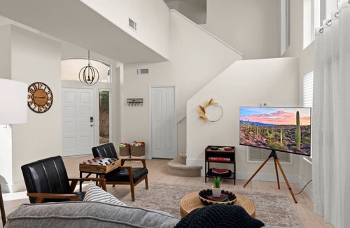Foothills House | 178 m² House ∙ 3 bedrooms ∙ 8 guests