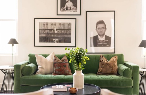 Chestnut Hill Apartment | 1794 m² Apartment ∙ 3 bedrooms ∙ 8 guests