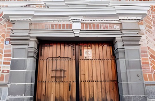 El Carmen House | 17th Century “Casa de la Virgen” | 5Beds + Parking