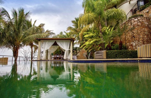 Boca de Tomatlan Villa | 1858 m² Villa ∙ 8 bedrooms ∙ 24 guests