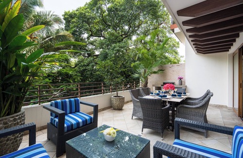 Romantic Zone Condo | 2 bed 2 bath 2 level LOFT TOWNHOME · RTH2