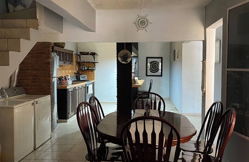 Lazaro Cardenas House | 2-bedroom house in charming Puerto Vallarta with WiFi, AC