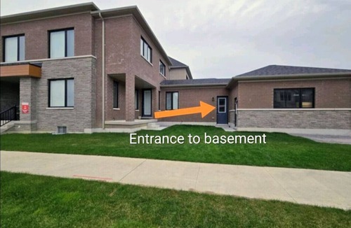 Markham Apartment | 2 Bedroom private Basement apartment