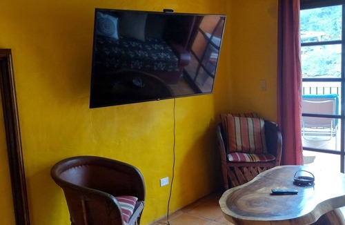 Boca de Tomatlan Villa | 2-bedroom villa near enchanting Puerto Vallarta with WiFi, AC