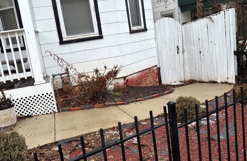 Anacostia House | 2 bedrooms basement apartment