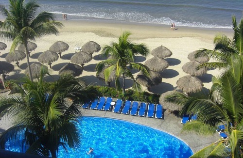 Nuevo Vallarta Condo | 2 Br Five Star Playa Royale Residences Building