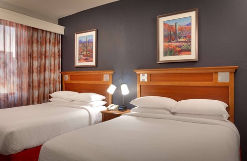 Catalina Foothills Estates Hotel | 2 Connecting Suites at a Hotel