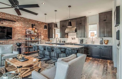 South Nashville House | 2 Super Lux WeHo Homes - 2 Rooftops! -6 Bedrooms