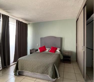 Leon House | 2 VENATOR House Boutique