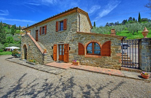 Cortona Villa | 200 m² Villa ∙ 3 bedrooms ∙ 6 guests