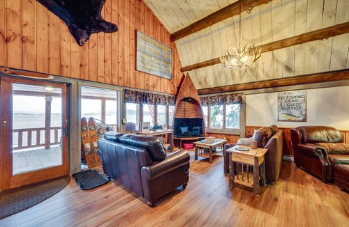 Pittsburg House | 213 m² House ∙ 4 bedrooms ∙ 10 guests