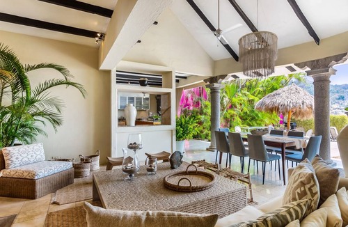 Downtown Puerto Vallarta Villa | 220 m² Villa ∙ 4 bedrooms ∙ 8 guests