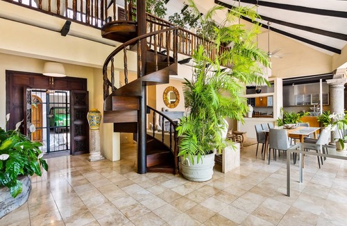 Downtown Puerto Vallarta Villa | 220 m² Villa ∙ 4 bedrooms ∙ 8 guests