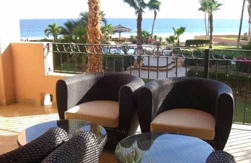 San Jose del Cabo Condo | 2200sqft of Beachfront Luxury at reasonable prices!