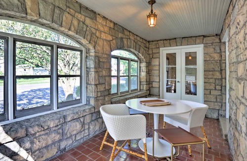Strathmoor Village House | 232 m² House ∙ 4 bedrooms ∙ 6 guests