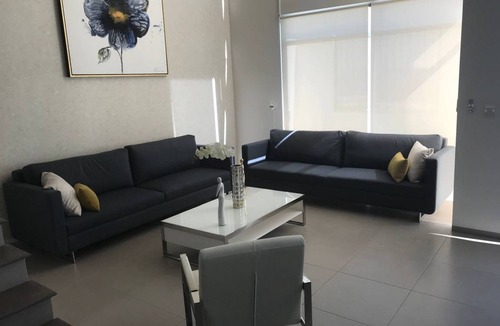 El Marques House | 250 m² House ∙ 3 bedrooms ∙ 6 guests