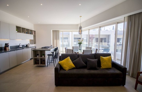 Emiliano Zapata Condo | 2BD/3BA Wrap Around Terrace Rooftop Pool Gym and Parking