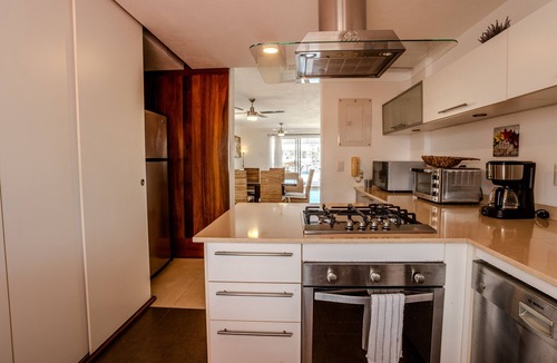 Marina Vallarta Condo | 2BD condo facing the Marina of Puerto Vallarta! 2BD Condo for rent in Marina Va