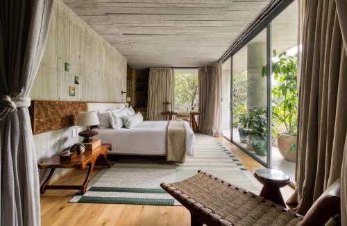 Hipodromo Apartment | 2BR Perfect Location Designer's Luxury