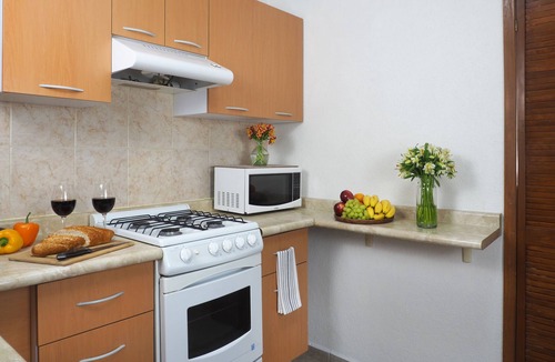 Zona Rosa Apartment | 3-Bedroom Apartment with Balcony - Terrace & Gym