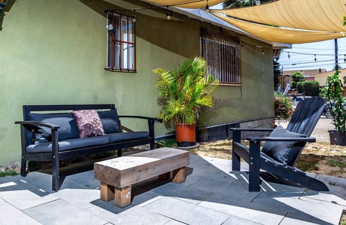 Tijuana House | 3 bedroom house w/parking in a central location!