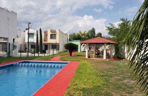 Reynosa House | 3 Bedroom house with Pool