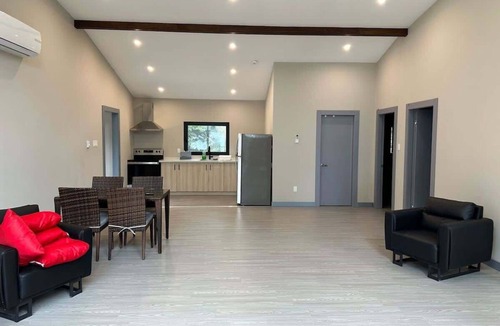 Lakefield Cabin | 3-bedroom Lakefront Villa #2