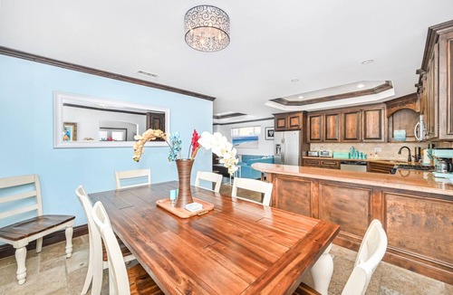 Balboa Peninsula House | 3 Bedroom Luxury Home Steps to Balboa Fun Zone