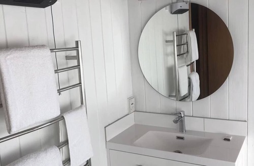 Ohakune Apartment | 3 Bedroom Mountain View Apartment