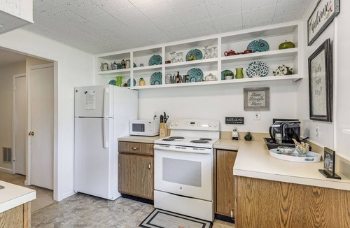 Silver Spring Apartment | 3 Mi to Dtwn Silver Spring: Convenient Apartment