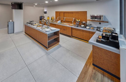 Zona Paseo Montejo House | 3 Modern Rooms w/Comfy Bed Near Paseo Montejo – 5 Min Walk