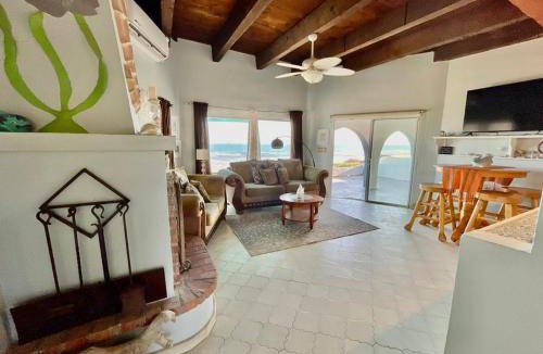 Las Conchas House | 300 m² House ∙ 3 bedrooms ∙ 8 guests