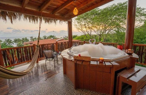 Troncones Hotel | 32 m² Hotel ∙ 6 guests