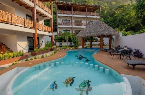 Troncones Hotel | 32 m² Hotel ∙ 6 guests