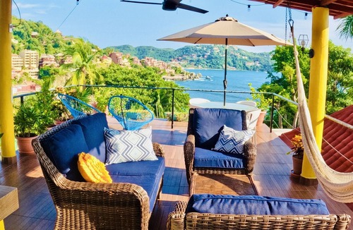 Playa la Madera House | 360 degree views and close to everything!