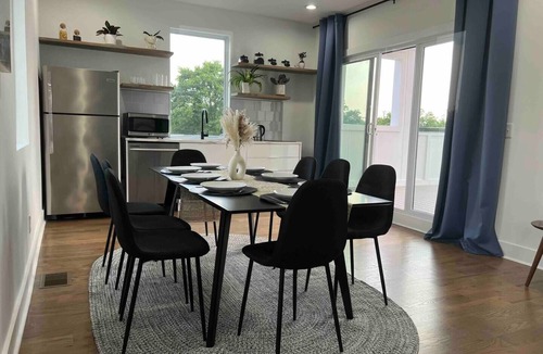 McFerrin Park House | 3BR East Nashville Rooftop Near Dining & Nightlife