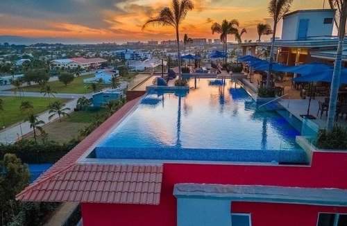 Las Jarretaderas Condo | 3BR Luxury Penthouse with Mountain View & Prime Location