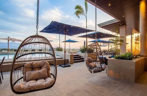 Las Jarretaderas Condo | 3BR Luxury Penthouse with Mountain View & Prime Location