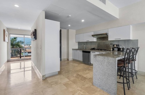Palmar de Aramara Apartment | 3rd-Floor Gem w/Cruise Views & Rooftop Lounge
