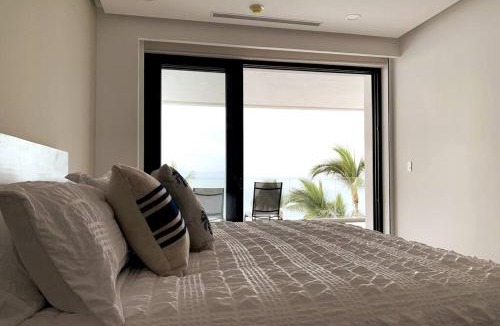Bucerias Apartment | 4 Bedroom, Beach Front Flat Bucerias - Vallarta