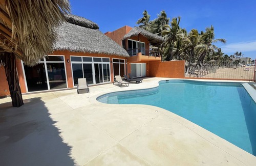 Barra de Navidad Villa | 4 bedrooms 5 bathrooms n3 full 2 half bathsnOCEAN FRONTnSLEEP 8