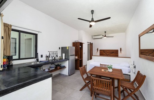 San Francisco House | 4 by 4 means 8 is great in San Pancho