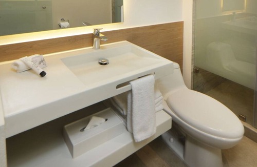 Providencia Hotel | 4 Elegant Rooms with Terrace in Vibrant Guadalajara - Close to Navidalia